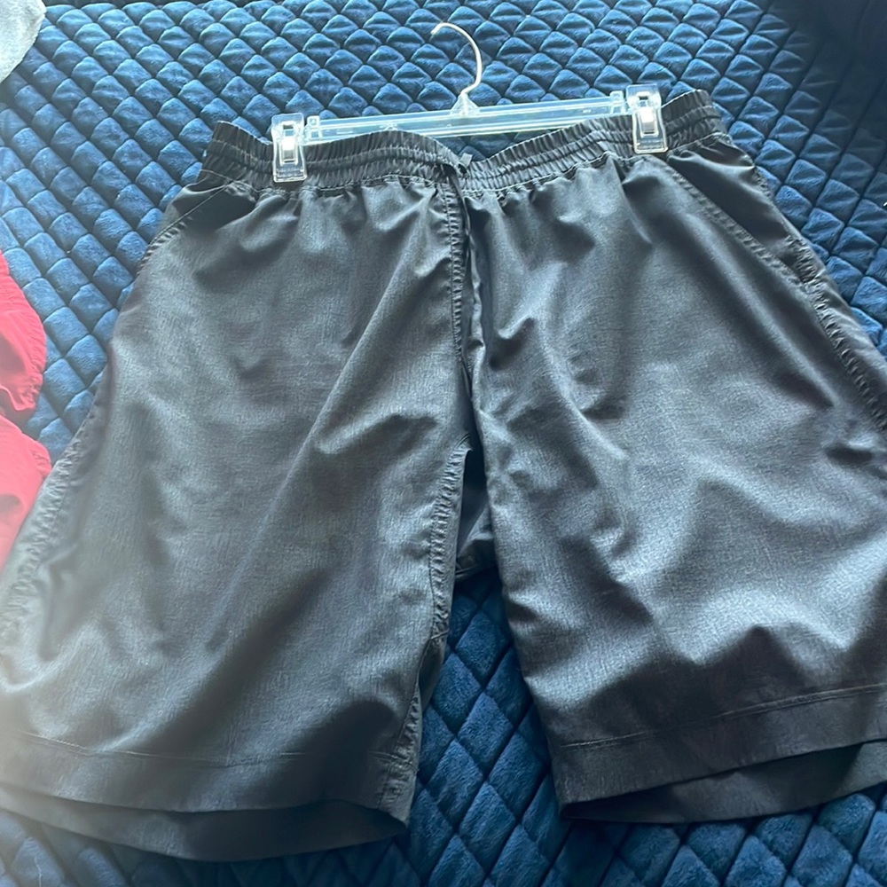 Black diamond shorts